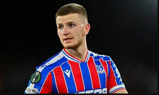 Crystal Palace kiên quyết giữ chân Adam Wharton