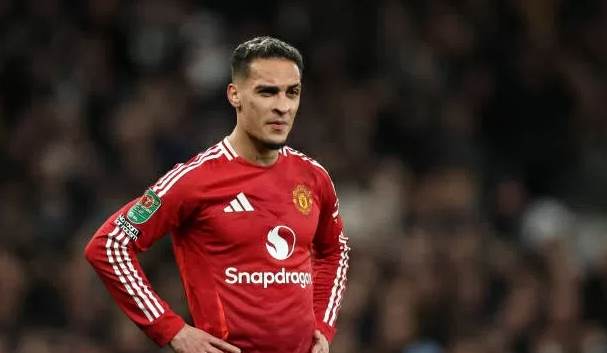 Antony rời Man United đến Real Betis bằng hợp đồng cho mượn