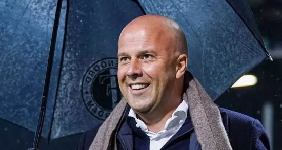 Arne Slot Chuẩn Bị Cho Trận Đại Chiến Với Manchester City