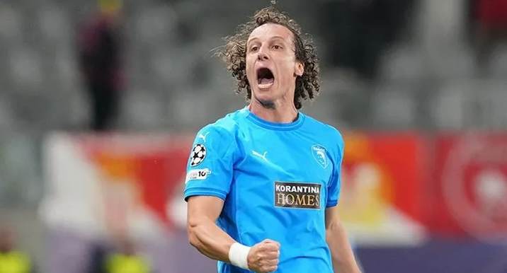 Hành trình sự nghiệp gian nan của David Luiz